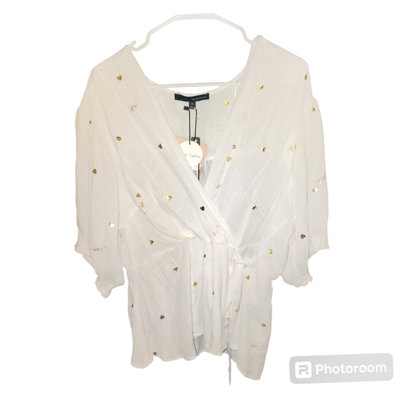 Harve Bernard White tie front blouse with gold stripes 2x NWT - Picture 1 of 9